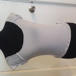 Hollister California Capped-Sleeved Crop Top